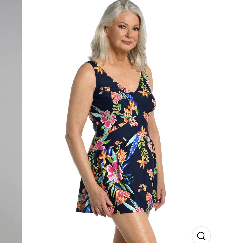 NWT MAXINE of Hollywood Mystic Garden Empire Swim
Dress One Piece